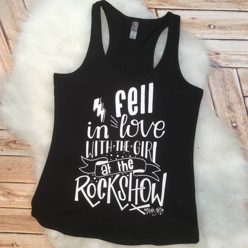 Trendige Damen T Song Lyrics Mädchen Bei Einem Rock Zeigen Racer Back Tank Top Shirt Arbeit, Benutzerdefinierte Farben Plus Größe 2 X 3 4 X von spillthebeansetc