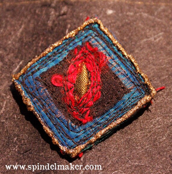 Mini Seide Brosche Mini Seide Brosche von spindelmaker