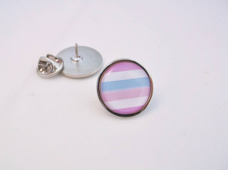 Bigender Stolz Flagge Lgbt Bewegung Gay-Pride Intersexuellen Lgbtq Regenbogen Revers Pin Abzeichen Tie Tack von srmerchandise
