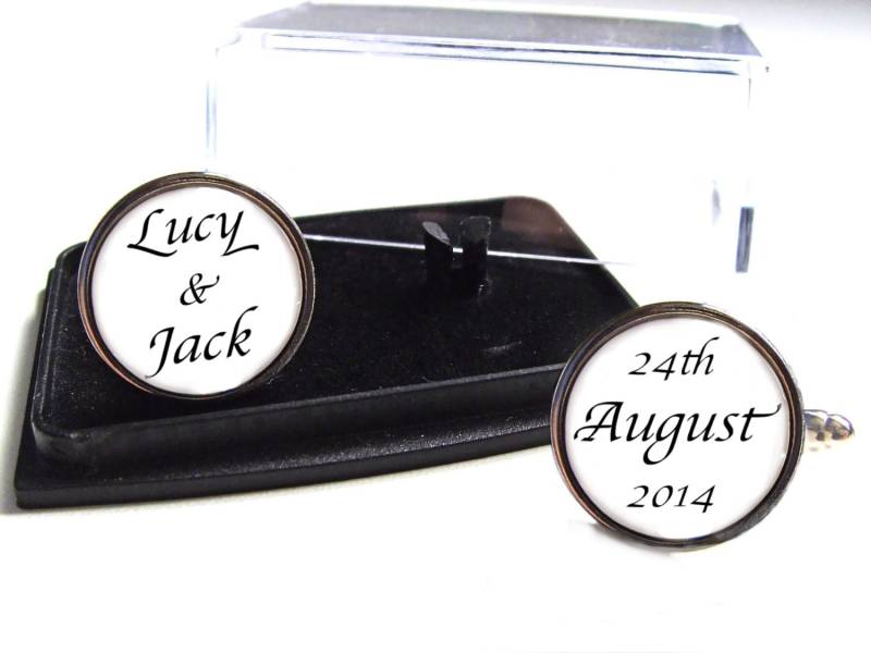 Hochzeit Namen & Datum Benutzerdefinierte Design Manschettenknöpfe Tolle Hochzeitsgeschenk Personalisiert von srmerchandise
