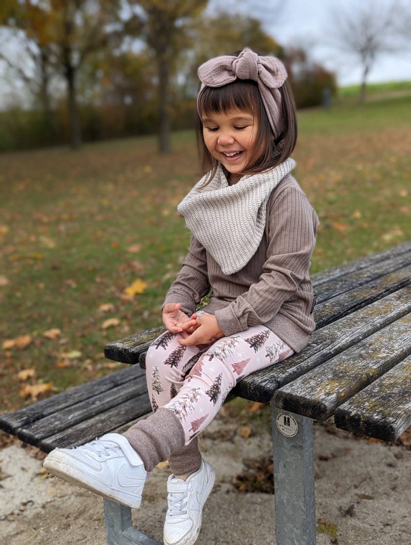 Jersey - Skinny Hose Weihnachten Xmas Winterwelt Mädchen Tannenbaum Baby Kind Kinderkleidung von sschleifenliebee