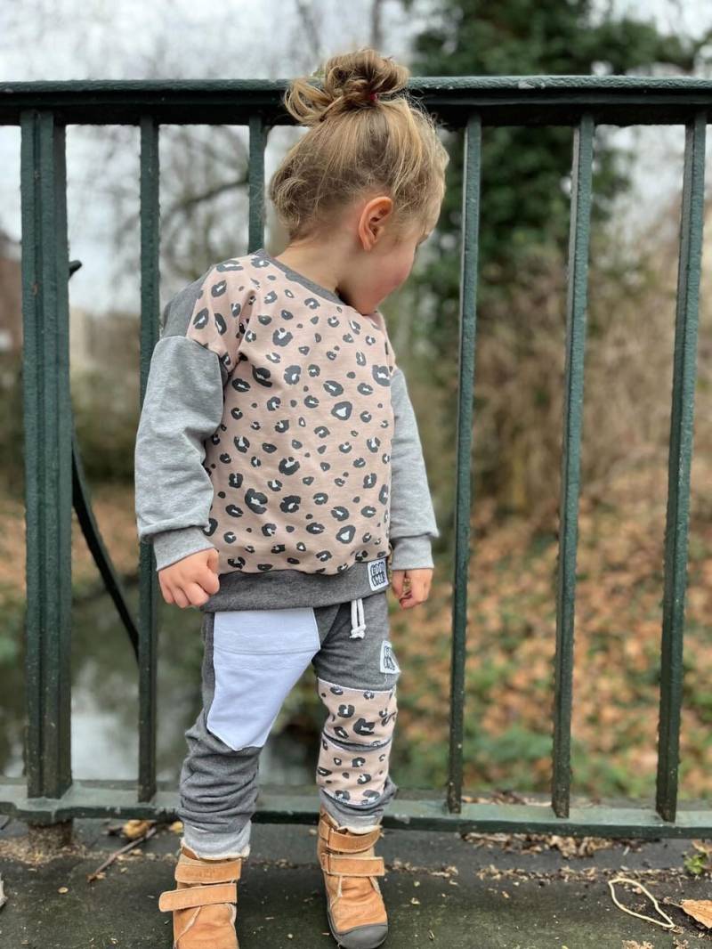 Regular Fit Jogger - Ganzjahressweat Good Vibes Mädchen Baby Kinderkleidung von sschleifenliebee
