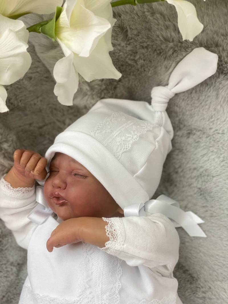 Taufe - Knotenmütze Bio Jersey Sweat Zipfelmütze Babymütze Baby Mädchen Hochzeit Erstlingsmütze Newborn von sschleifenliebee