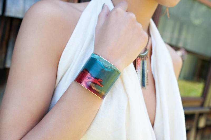 Die Original Patina Manschette - Red & Mixed Verdigris Oatina 2 "Breit Die Original Patina Manschette - Red & Mixed Verdigris Oatina 2 "Breit von ssdjewelry