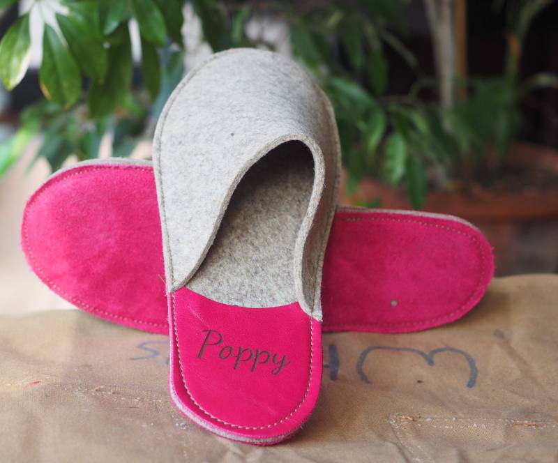 Personalisierte Wollfilzpantoffeln Gemütliche Handgemachte Hausschuhe von stabo