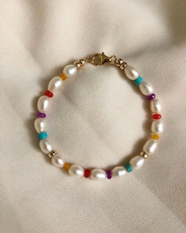 Audrey Perlenarmband | Echte Süsswasserperlen Gold Multicolor Edelstein Schmuck Regenbogen 14Kt Gefüllt von standingoaccessories