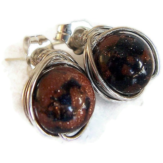 Blauer Und Brauner Goldstein Sterling Silberdraht Umwickelte Gestüte Ohrringe, Post Ohrringe von starrydreams