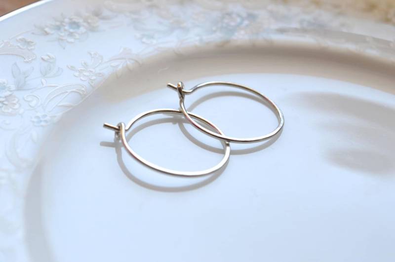 Kleine Silber Creolen, Ohrringe, Gehämmert Creolen von starrydreams