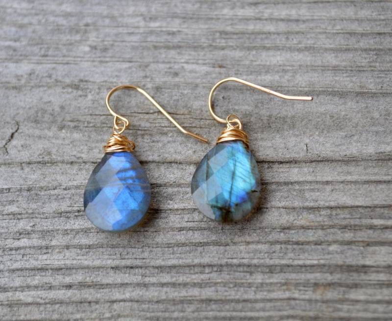 Labradorit Und Golddraht Gewickelt Ohrringe, Schmuck von starrydreams