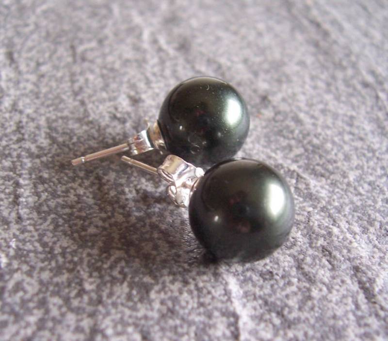 Schwarze Perlen-Und Sterling-Silber-Post-Ohrringe, Perlenohrringe, Perlenschmuck von starrydreams