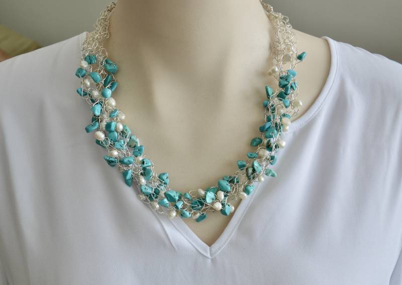 Türkis Und Perlendraht Gehäkelte Halskette, Brauthalskette, Brautschmuck, Draht Gehäkelt Schmuck, Perle Halskette Türkis Und Perlendraht Gehäkelte Halskette, Brauthalskette, Brautschmuck, Draht Gehäkelt Schmuck, Perle Halskette von starrydreams