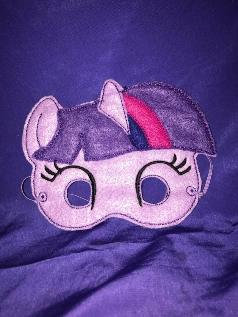 Gestickten Pony Inspiriert Fühlte Play Maske Gestickten Pony Inspiriert Fühlte Play Maske von starvisions