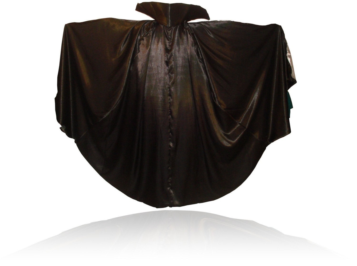 Kindergröße Satin Vampir Cape Mit Stehkragen - You Choose Colors Kindergröße Satin Vampir Cape Mit Stehkragen - You Choose Colors von starvisions