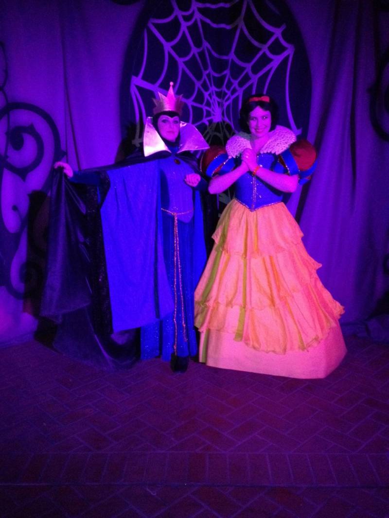 Satin Full Circle Vampir Cape/ Umhang Mit Stehkragen Satin Full Circle Vampir Cape/ Umhang Mit Stehkragen von starvisions