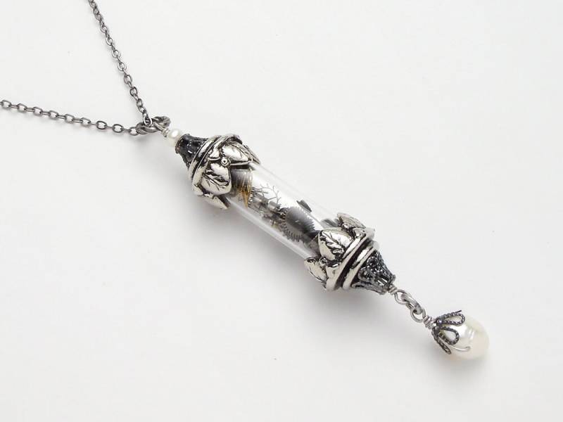 steampunk Halskette Vintage Uhrenteile Und Zahnräder Zeit in Einer Flasche Mit Perlen Silber Blatt Filigrane Glas Flädchen Anhänger Geschenk Nation von steampunknation