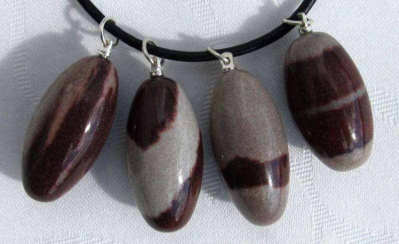 Shiva Lingam Anhänger Edelstein Heilstein Indien Energiestein, 30 Mm Shiva Lingam Anhänger Edelstein Heilstein Indien Energiestein, 30 Mm von steindepot
