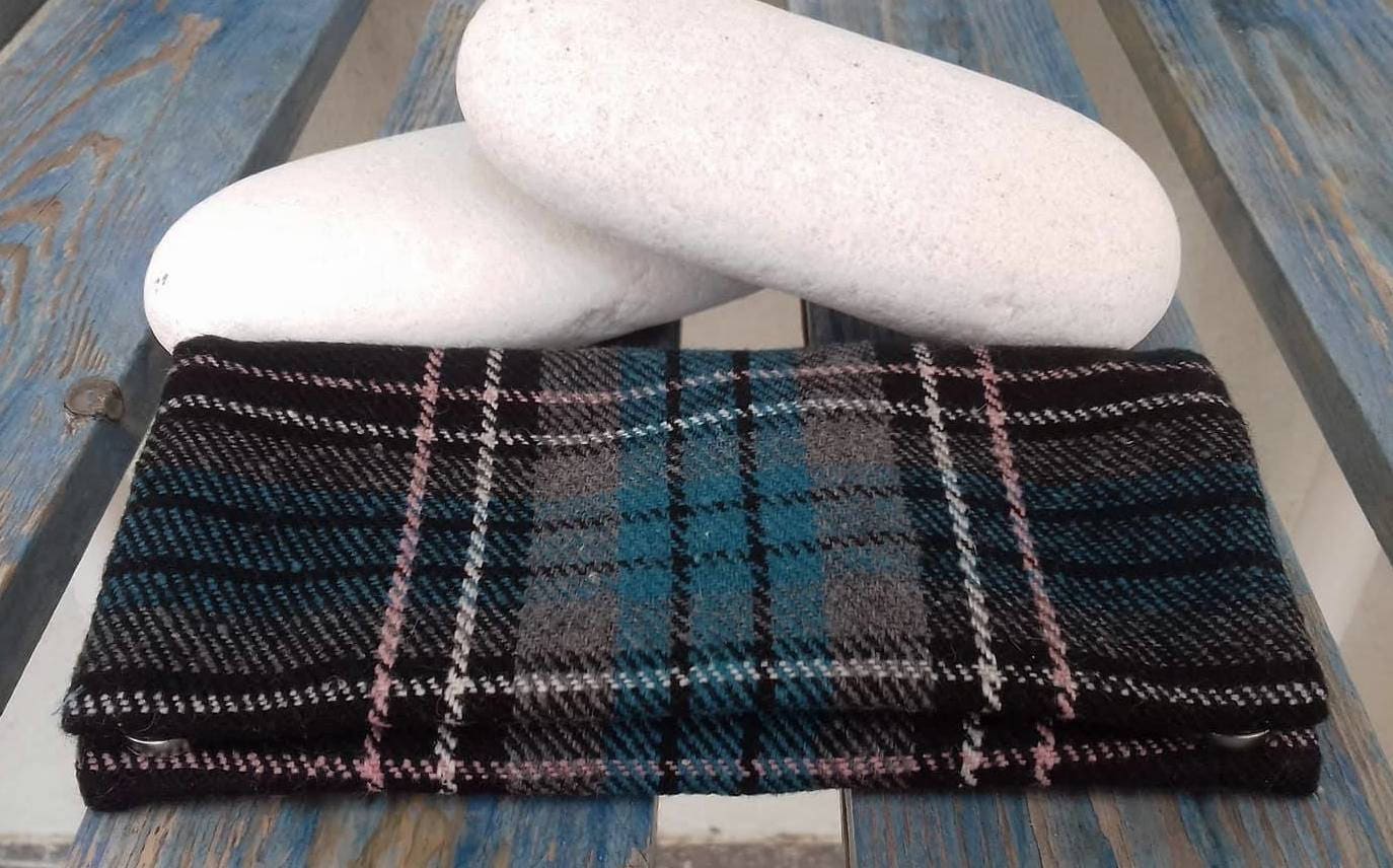 Tabakbeutel, Schwarz Blau Grau Weiß Rosa Tartan Stoff, Tabaktasche, Tabakbeutel Tabakbeutel, Schwarz Blau Grau Weiß Rosa Tartan Stoff, Tabaktasche, Tabakbeutel von stellanta