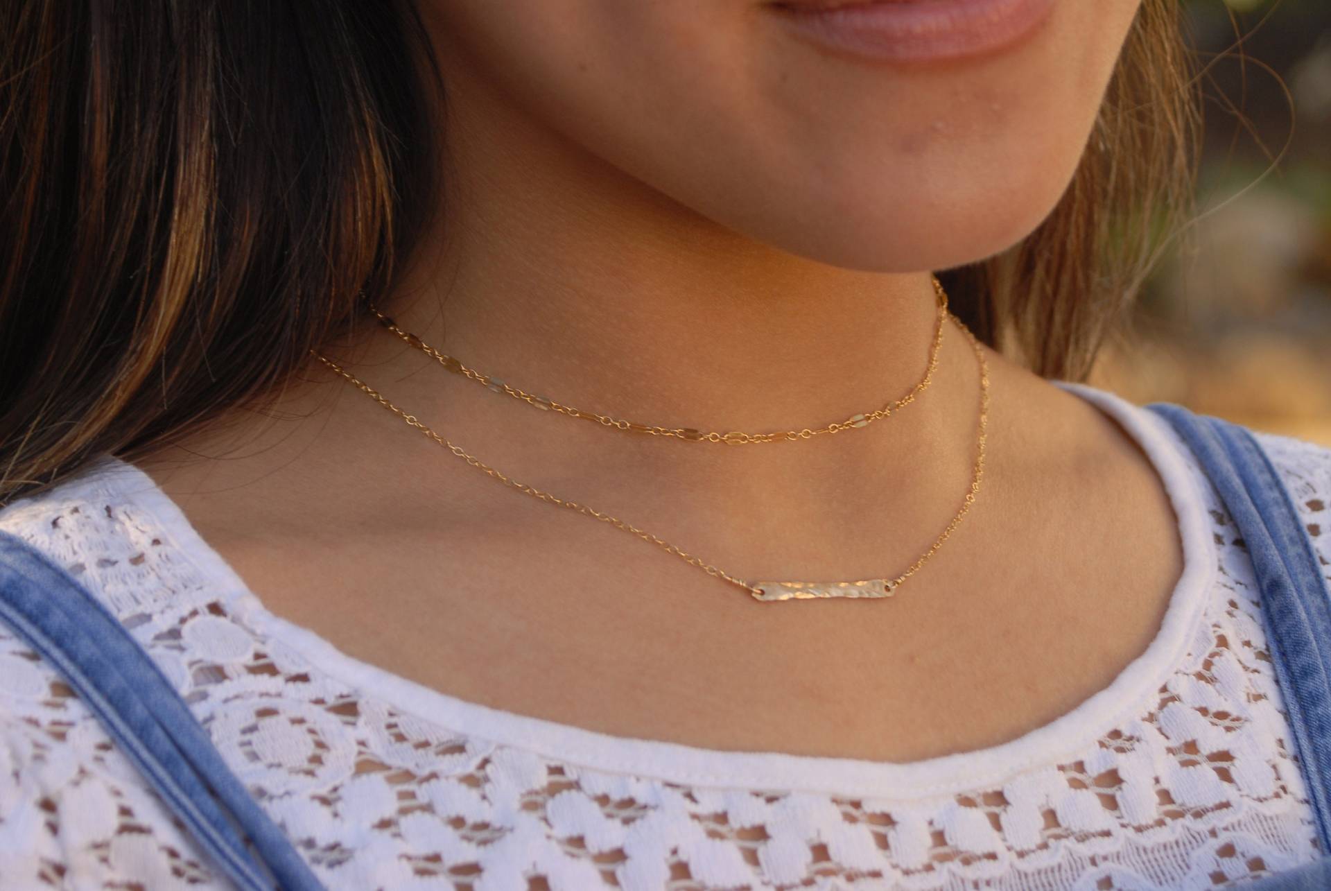 14Kt Gold Filled Dicke, Handgehämmerte Bar Halskette, Geschenk Für Sie, Gehämmerte Gold Bar, Alltäglichen Schmuck, Einfache Alltägliche Halskette von stephaniehuang