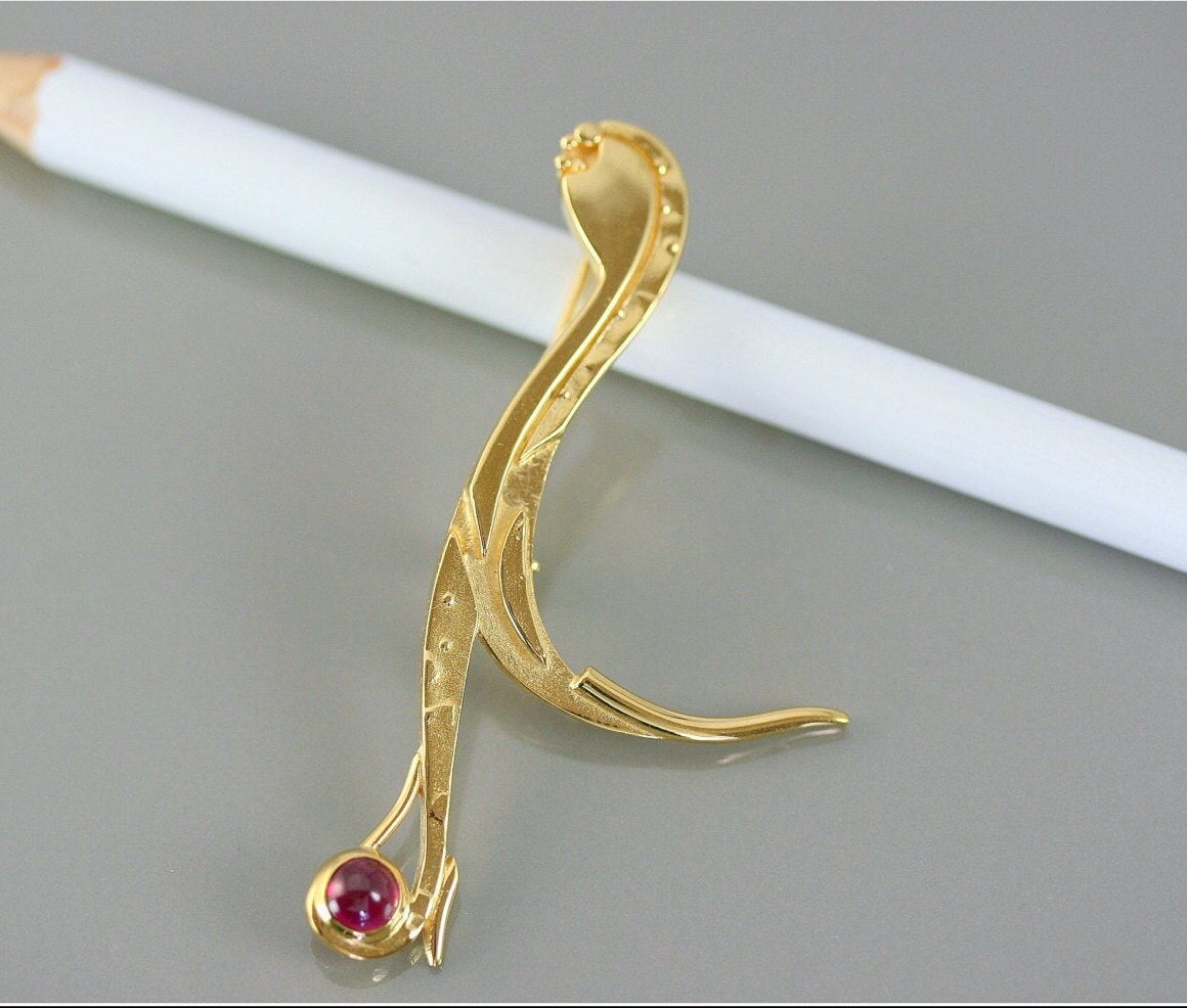 Moderne Akrobatenbrosche - Originalbrosche Damenschmuck Goldbrosche Brosche Mit Stein Zeitgenössisch Handgefertigt Handwerkliches Juwel Moderne Akrobatenbrosche - Originalbrosche Damenschmuck Goldbrosche Brosche Mit Stein Zeitgenössisch Handgefertigt Handwerkliches Juwel von stephanielemelin