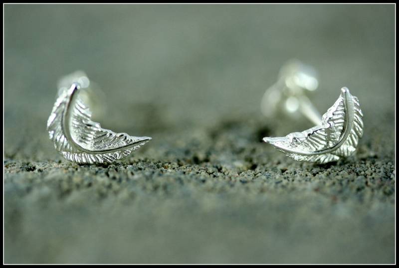 sterling Silber Ohrringe, Feder Ohrstecker, Schmuck, Zarter Schmuck von stephanielemelin