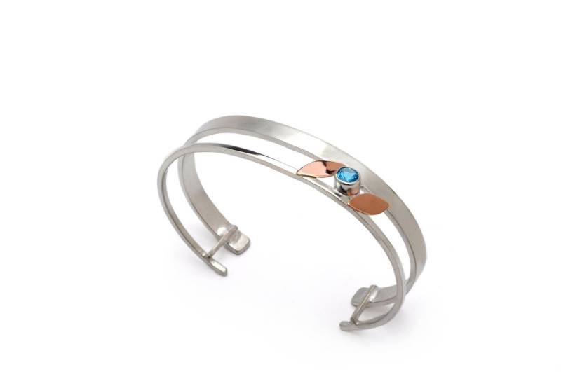 Handgemachtes Sterling Silber Manschette Armband Rosegold Blatt & Schweizer Topas Handgemachtes Sterling Silber Manschette Armband Rosegold Blatt & Schweizer Topas von stephanierobinson