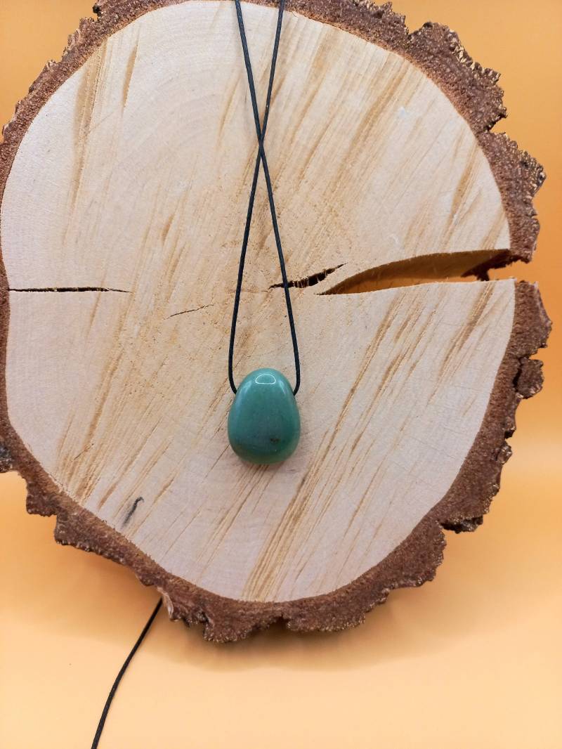 Aventurin Tropfenanhänger, Kette Mit Veganen Band Aventurin Tropfenanhänger, Kette Mit Veganen Band von sternenstaubmagie