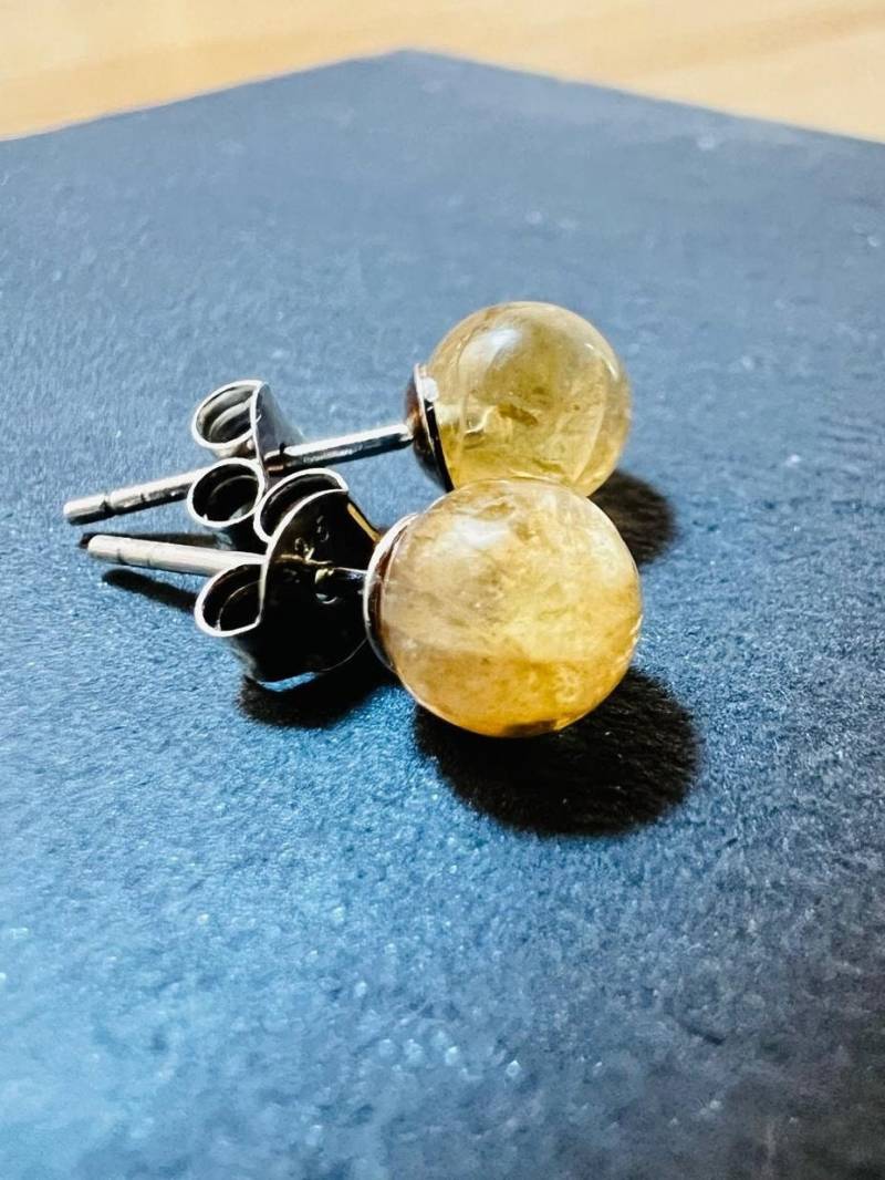 Citrin Ohrstecker Kugelform 6mm 925 Silber Citrin Ohrstecker Kugelform 6mm 925 Silber von sternenstaubmagie