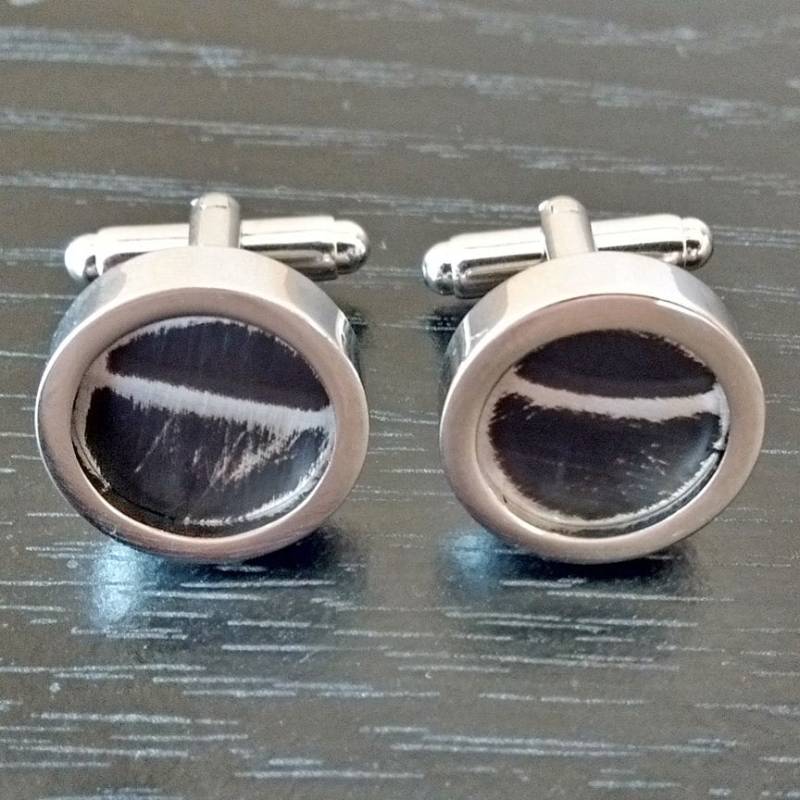 Sale - Auto Metall Motor Dichtung Manschettenknöpfe Getragen Schwarz Und Silber Farbe Teil Geschenk Für Guy Art von stevenshaverdesigns