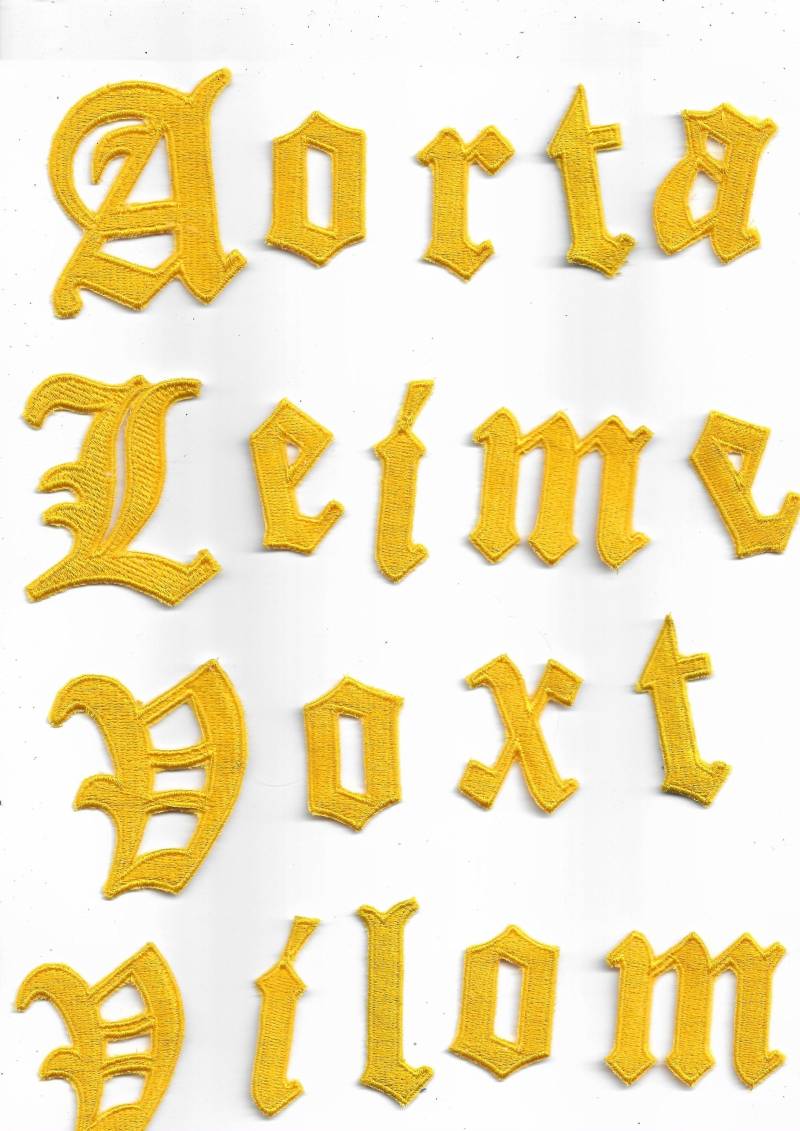 Buchstabe 8 cm in Old Englisch Jede Farbe von stickgud