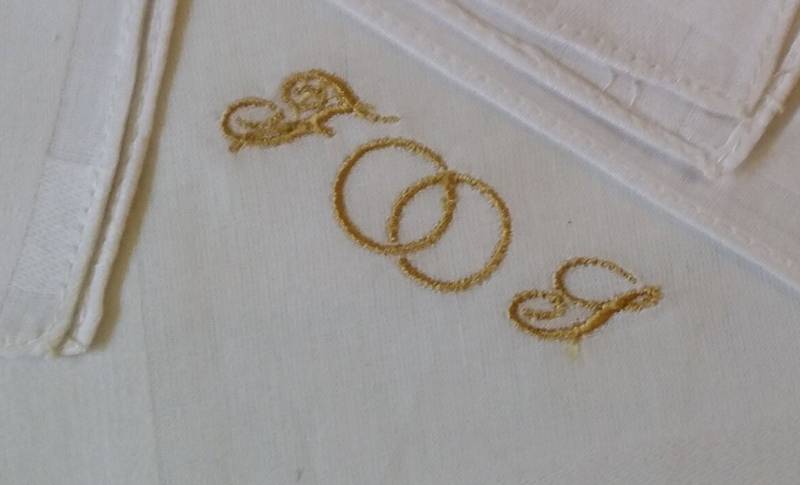 Taschentuch , Gold, Metall Gestickt Herz, Ringe von stickgud