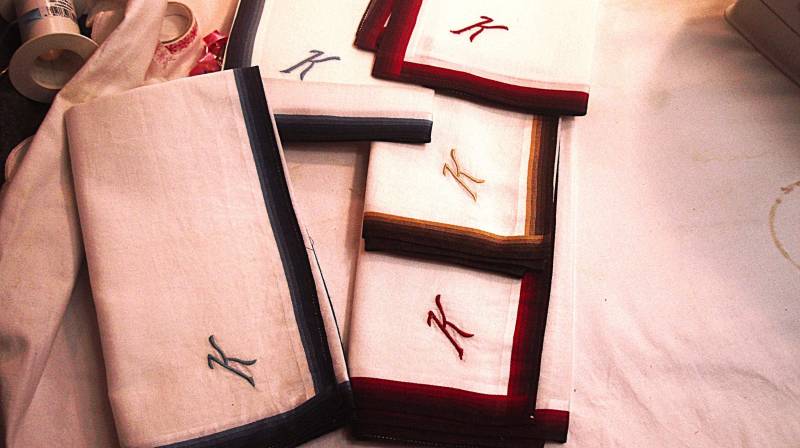 Taschentuch Buchstabe Gestickt von stickgud