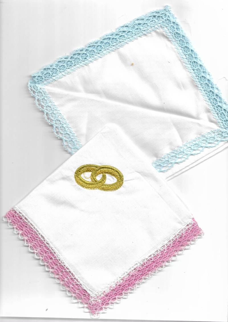 Taschentuch Spitze Ringe Gestickt Und Mehr von stickgud