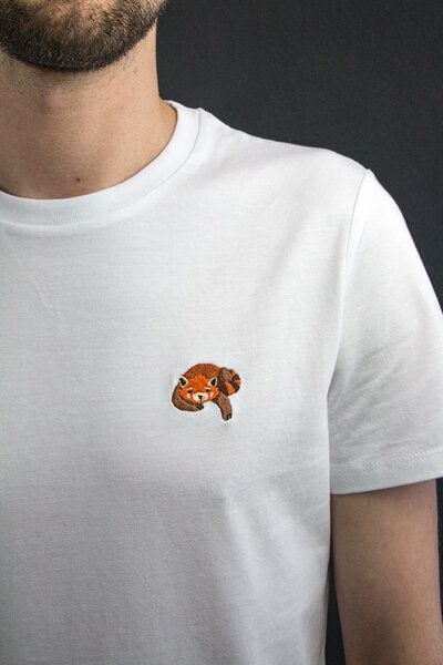 sticknic T-Shirt mit Rotem Panda Motiv gestickt - Minimalistische Stickerei - Auch als Geschenk von sticknic