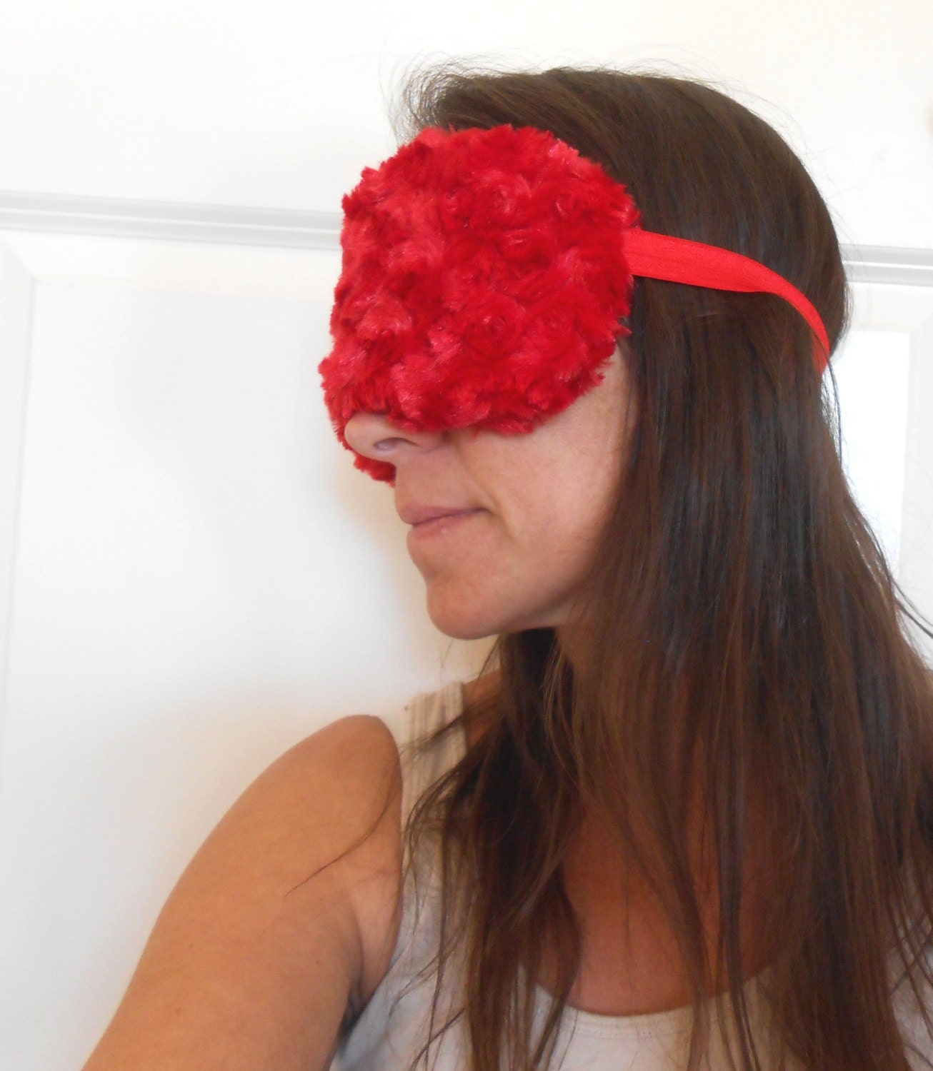 Red Hot Minky Schlafmaske von stilettoseamstress