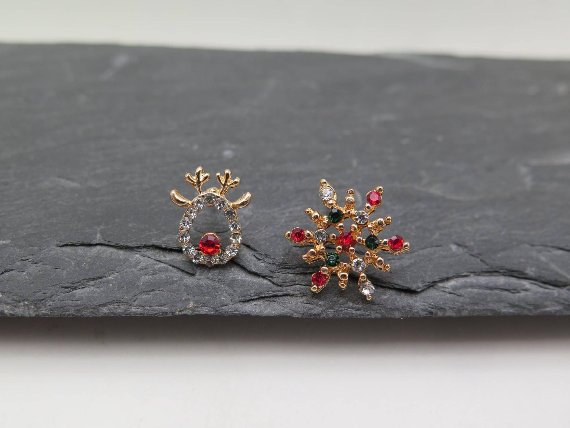 Ohrstecker - Stern Rentier Flocke Schneeflocke Vergoldet Glitzer Kristall Winter Ohrringe Weihnachten Advent Geschenk Liebe Schmuck Rot von stilkomplex