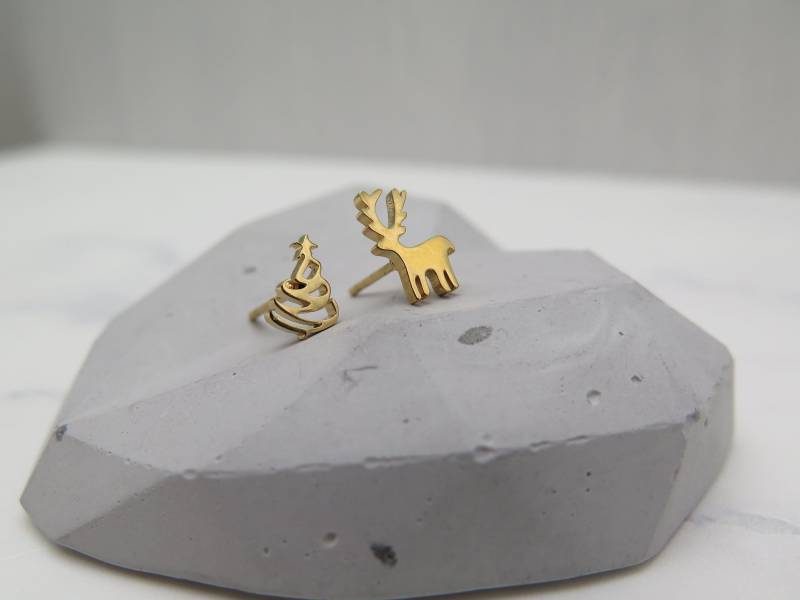 Ohrstecker - Winter Rentier Tannenbaum Gold Edelstahl Vergoldet Stern Schnee Weihnachten Geschenk Advent Elch Schmuck Ohrringe Wichtel Süß von stilkomplex