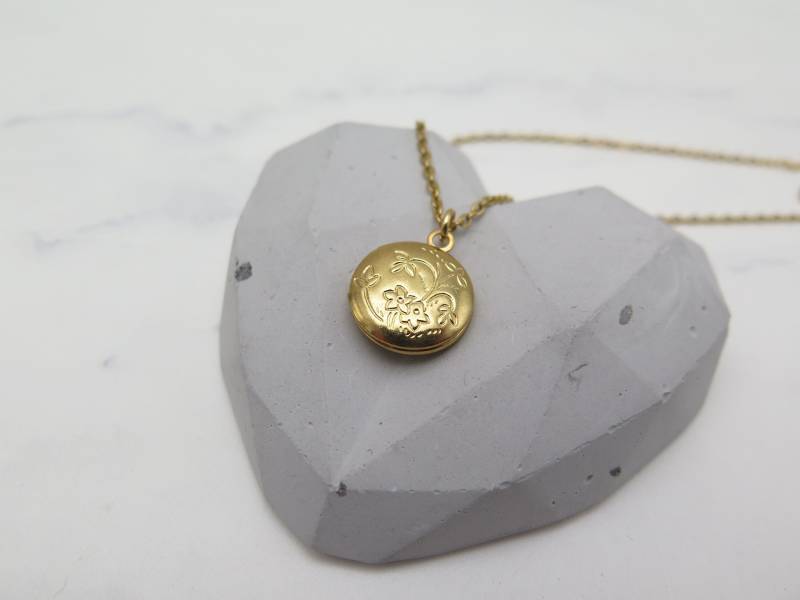 Vintage Stil Medaillon Mini - Blumenwiese Edelstahl Kette Vergoldet Im Retro Look Halskette Blumen Geschenk Schmuck Foto Erinnerung Liebe von stilkomplex