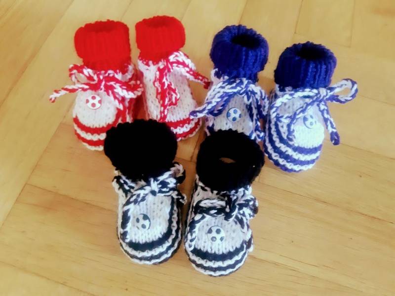 Babyschuhe Strickschuhe Fußballschuhe Handgestrickt von stoeberbude
