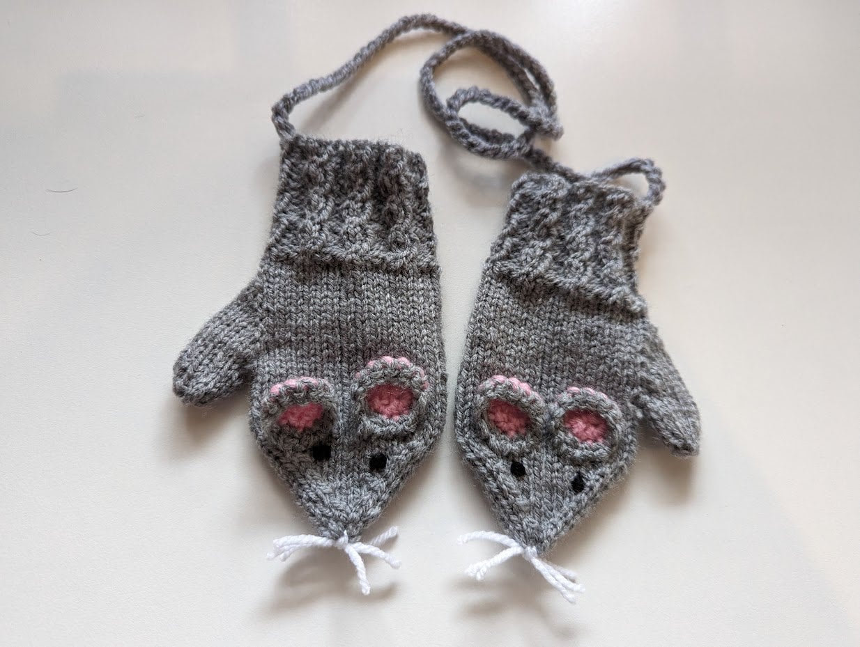Kinderhandschuhe Fäustlinge Gestrickt Grau Mäuse 3-5 Jahre von stoeberbude