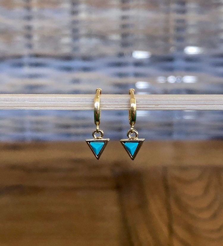 Winzige Türkis-Creolen, Mini-Creolen Aus Türkis Und Gold von stonepoetry