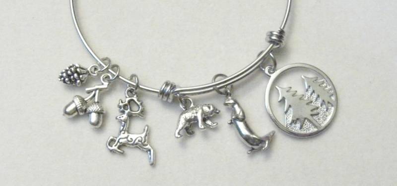 Berg Wildlife Armreif von stonesnshells