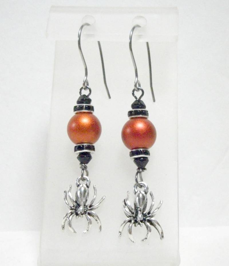 Orange Und Schwarz Top Gruselige Spinne Halloween Ohrringe von stonesnshells