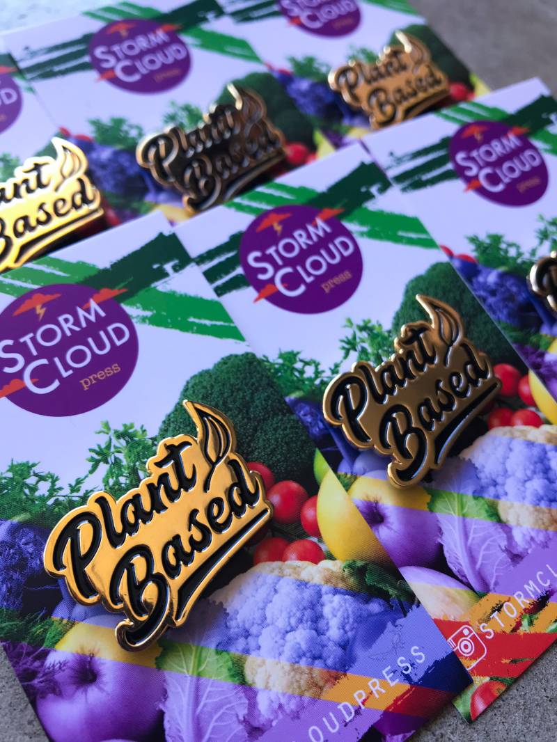 Pflanzlich Emaille Pin Vegan Pflanzlich Emaille Pin Vegan von stormcloudpress