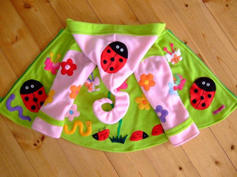 Marienkäfer 2" Zipfeljacke Wunschgöße von strickhuhndesign