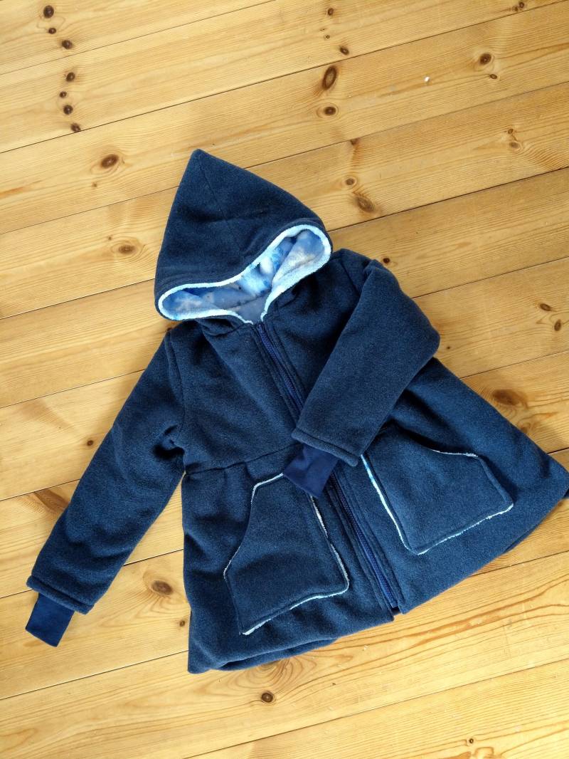 Wollmantel "Eisbär" Gr. 110/116 Einzelstück von strickhuhndesign