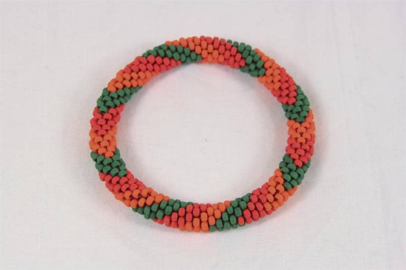 Herbst Laub V-Muster Rocailles Perlen Häkeln Armreif - Bereit Zu Versenden von stringsbydesign