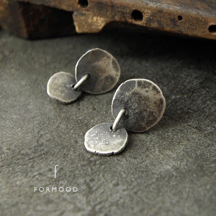 Handgemachte Oxidierte Sterling Silber Ohrstecker Jeden Tag Schmuck von studioformood