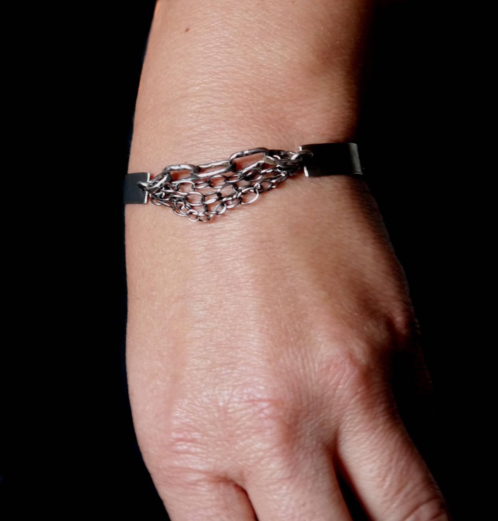 Handgemachte Sterling Silber Armband, Roh Silber, Moderne Einzigartiger Schmuck Handgemachte Sterling Silber Armband, Roh Silber, Moderne Einzigartiger Schmuck von studiokolor