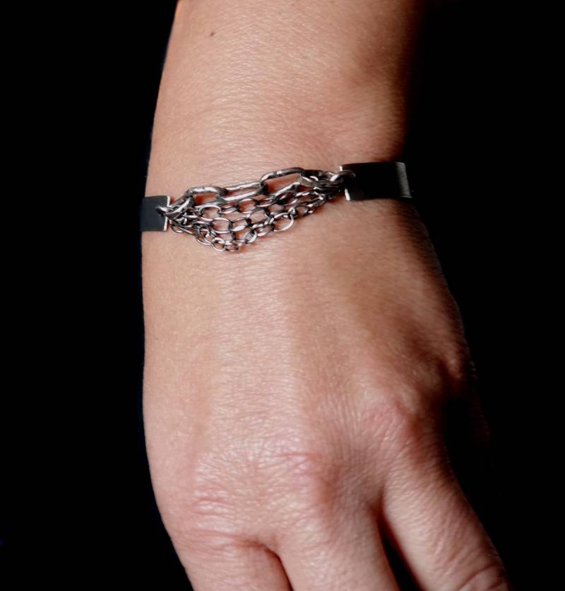 Handgemachte Sterling Silber Armband, Roh Silber, Moderne Einzigartiger Schmuck Handgemachte Sterling Silber Armband, Roh Silber, Moderne Einzigartiger Schmuck von studiokolor