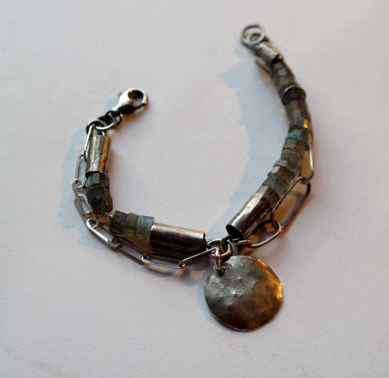 Labradorit Armband, Silber Rohschmuck, Sterling Silber, Oxidiertes Labradorit Armband, Silber Rohschmuck, Sterling Silber, Oxidiertes von studiokolor